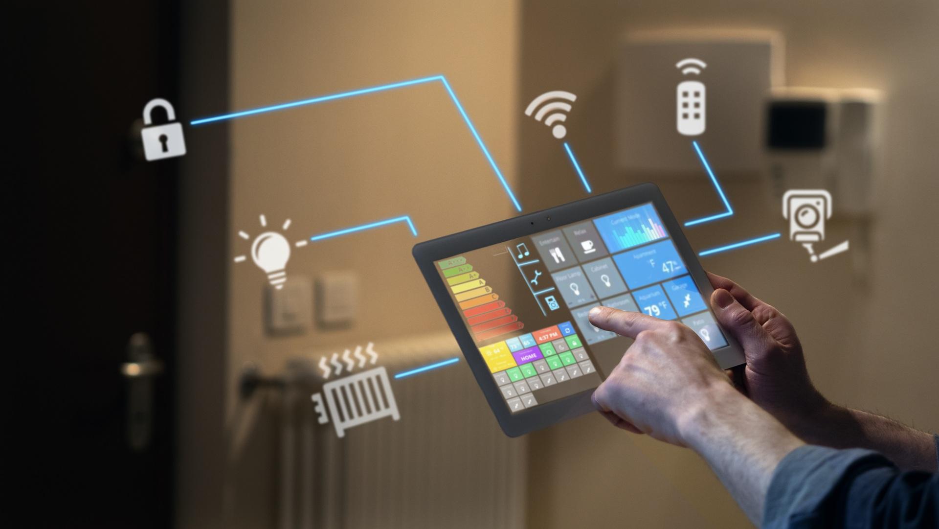 Haussteuerung via Tablet mit Energiemonitor | Wechselrichter
